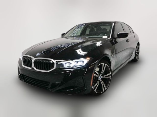 2023 BMW 3 Series 330e