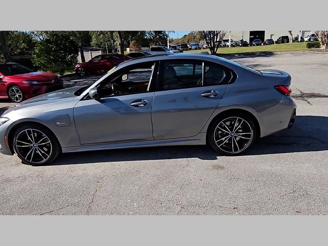 2023 BMW 3 Series 330e