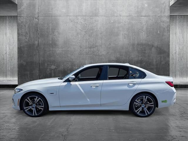 2023 BMW 3 Series 330e