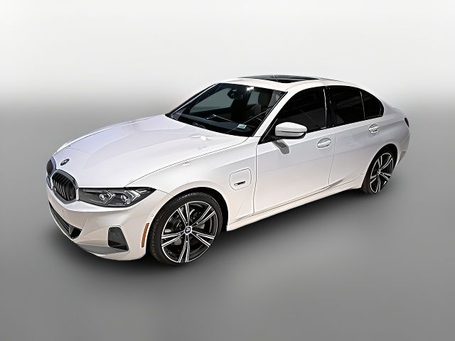 2023 BMW 3 Series 330e