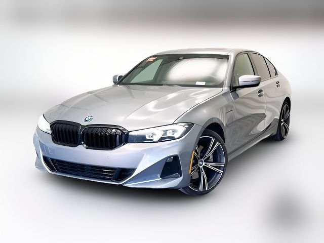 2023 BMW 3 Series 330e