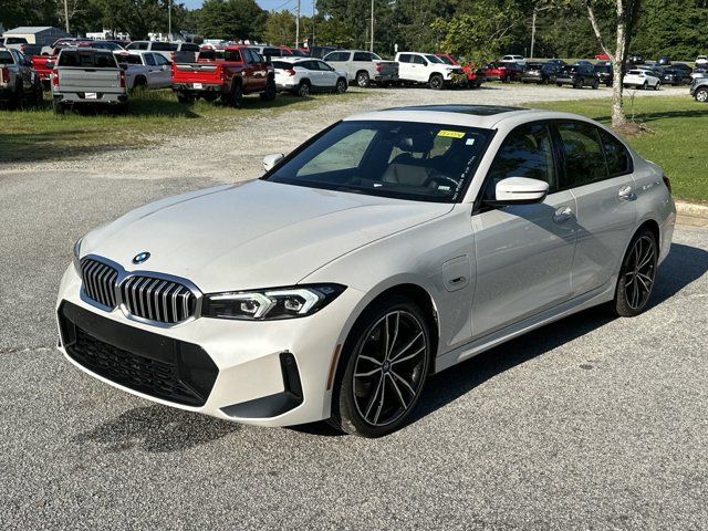 2023 BMW 3 Series 330e