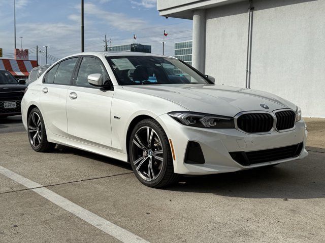2023 BMW 3 Series 330e