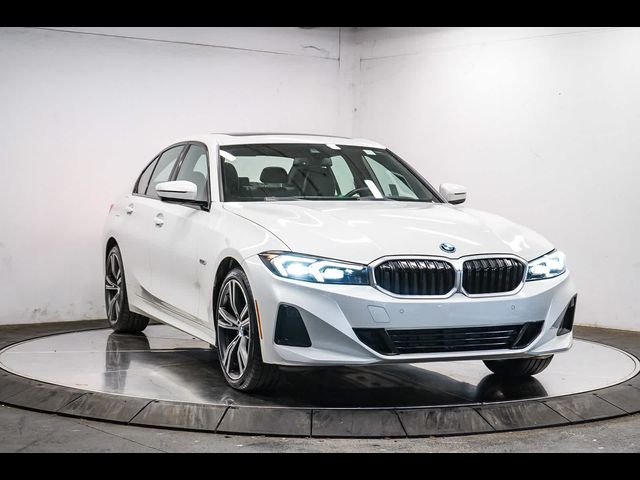 2023 BMW 3 Series 330e
