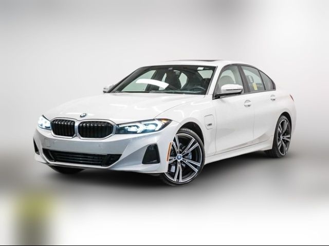 2023 BMW 3 Series 330e