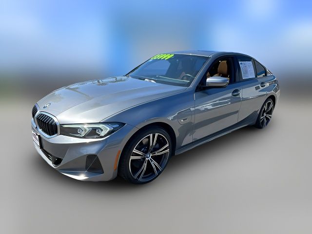 2023 BMW 3 Series 330e