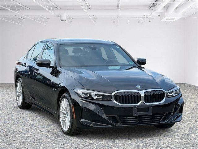 2023 BMW 3 Series 330e