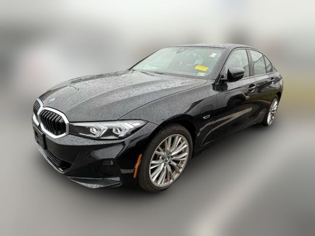 2023 BMW 3 Series 330e