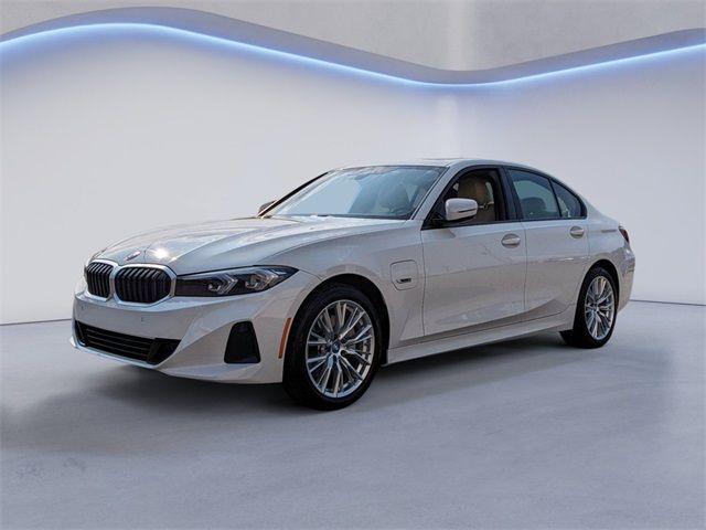 2023 BMW 3 Series 330e