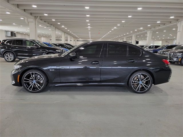 2023 BMW 3 Series 330e