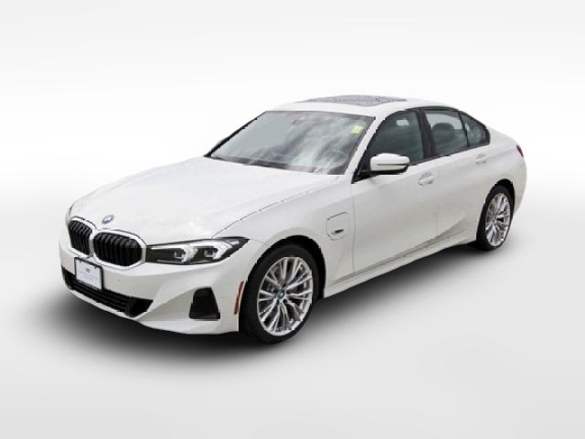 2023 BMW 3 Series 330e