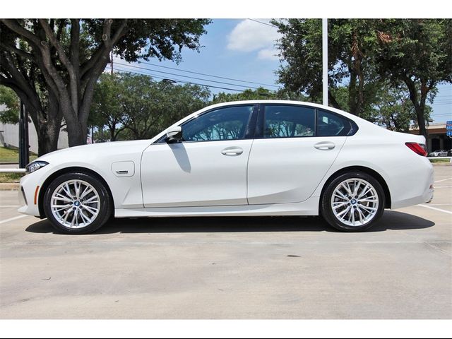 2023 BMW 3 Series 330e