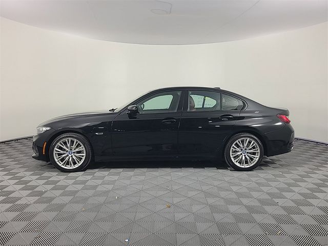 2023 BMW 3 Series 330e