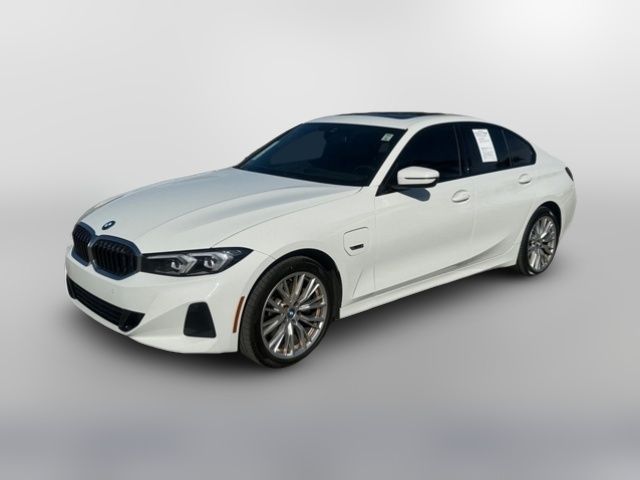 2023 BMW 3 Series 330e