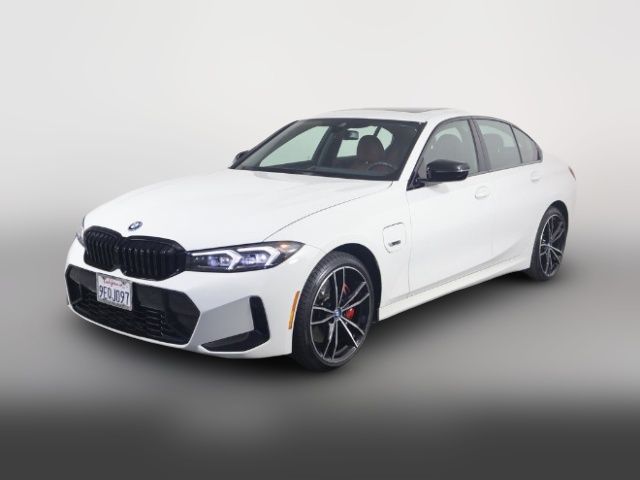 2023 BMW 3 Series 330e