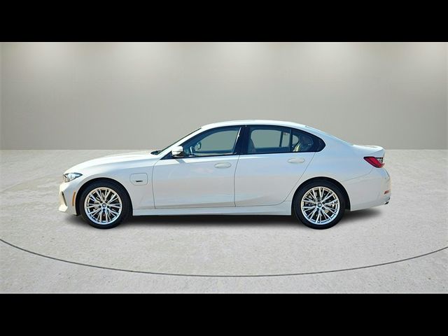 2023 BMW 3 Series 330e