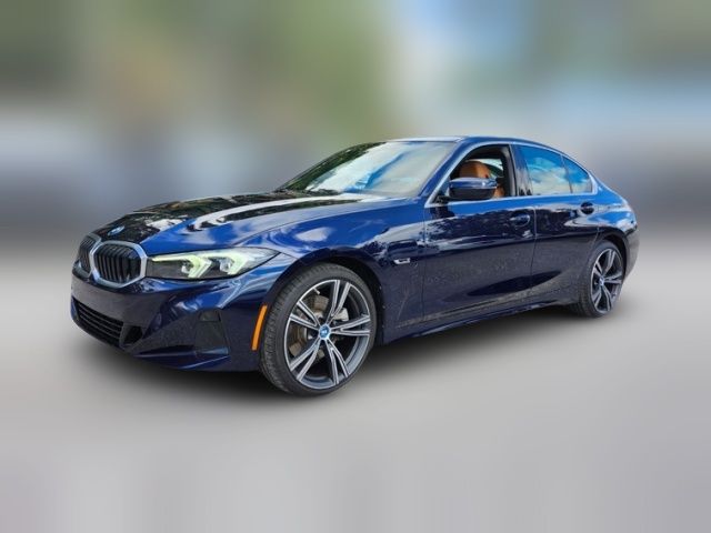 2023 BMW 3 Series 330e