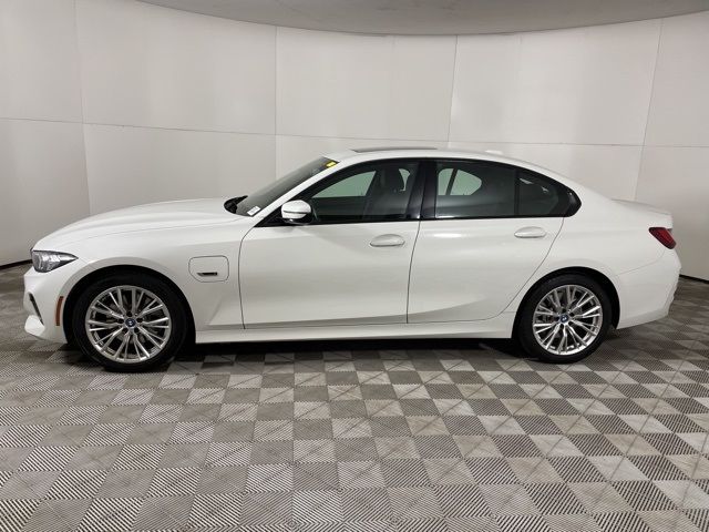 2023 BMW 3 Series 330e