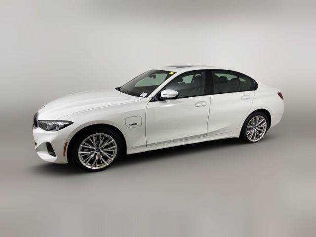 2023 BMW 3 Series 330e