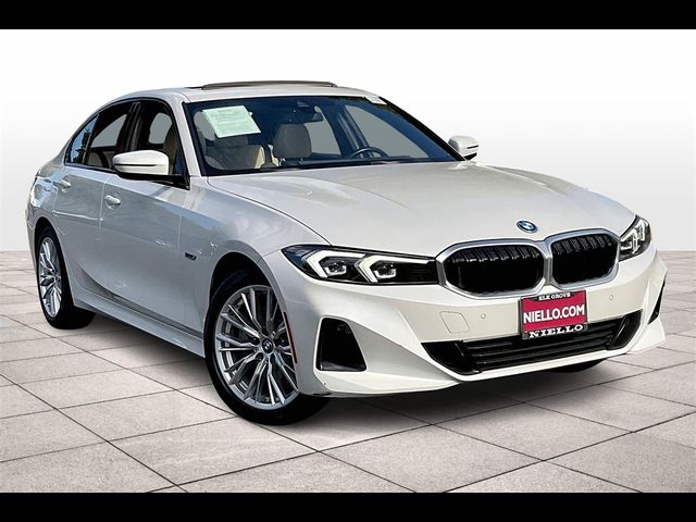 2023 BMW 3 Series 330e