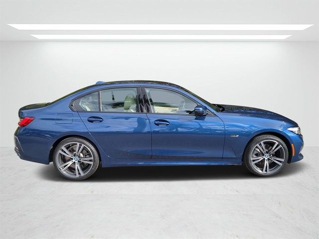 2023 BMW 3 Series 330e