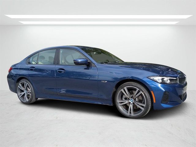 2023 BMW 3 Series 330e