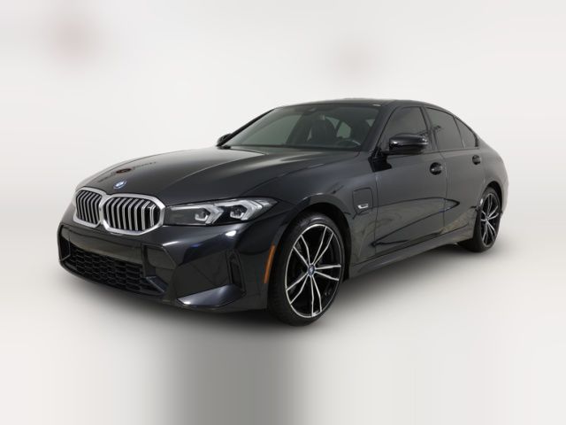 2023 BMW 3 Series 330e