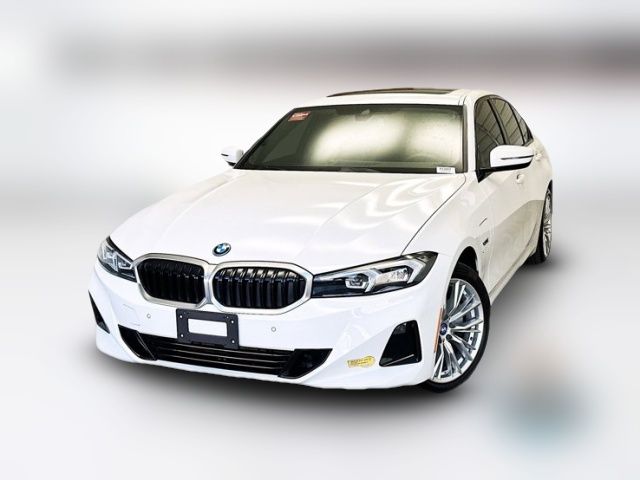 2023 BMW 3 Series 330e