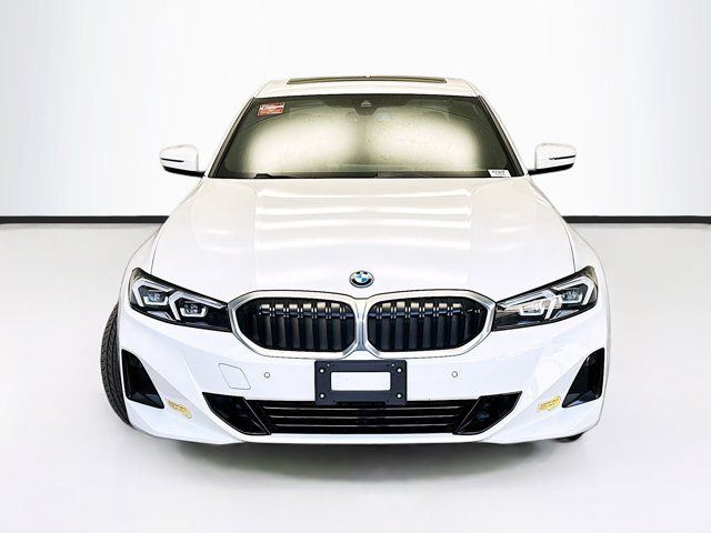 2023 BMW 3 Series 330e