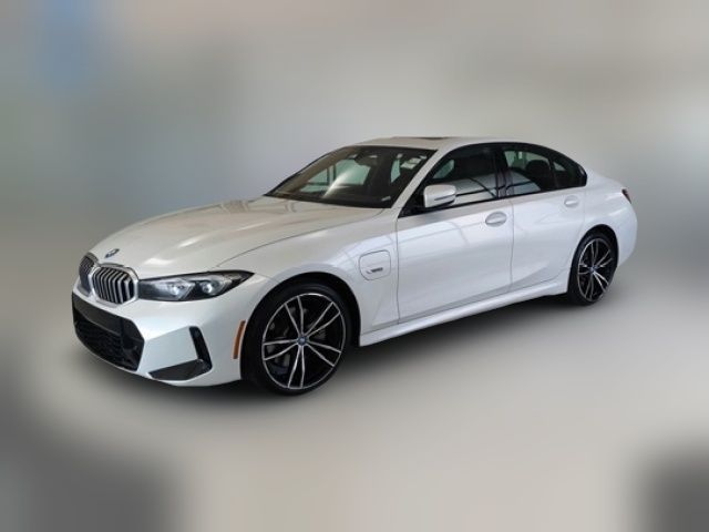 2023 BMW 3 Series 330e