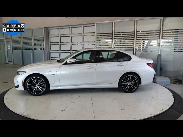 2023 BMW 3 Series 330e