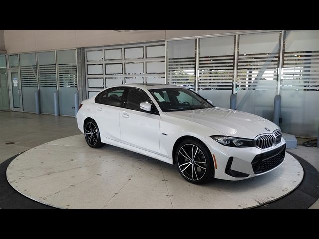 2023 BMW 3 Series 330e