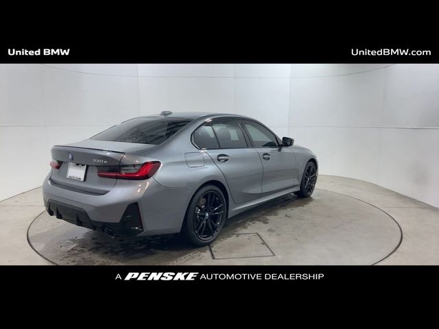 2023 BMW 3 Series 330e