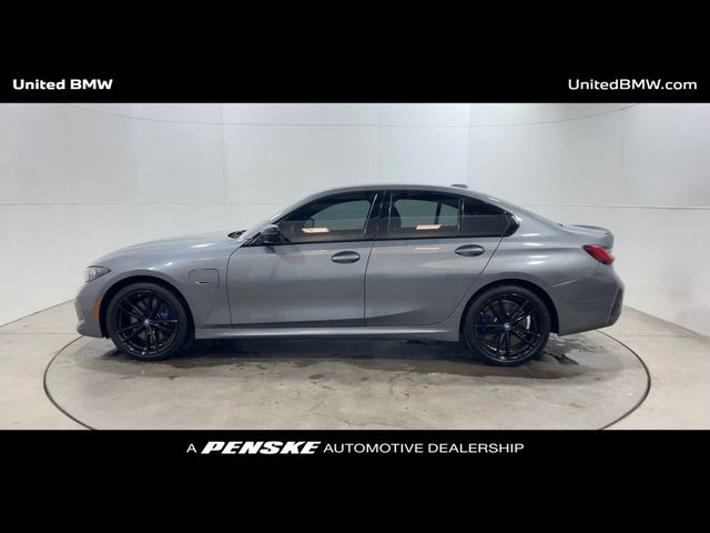 2023 BMW 3 Series 330e