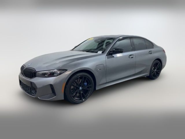 2023 BMW 3 Series 330e