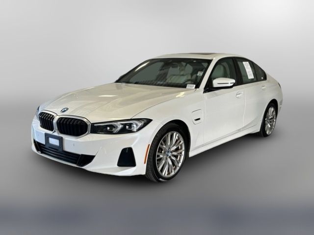 2023 BMW 3 Series 330e