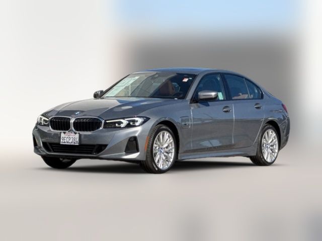 2023 BMW 3 Series 330e