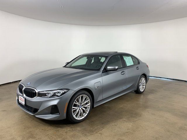 2023 BMW 3 Series 330e