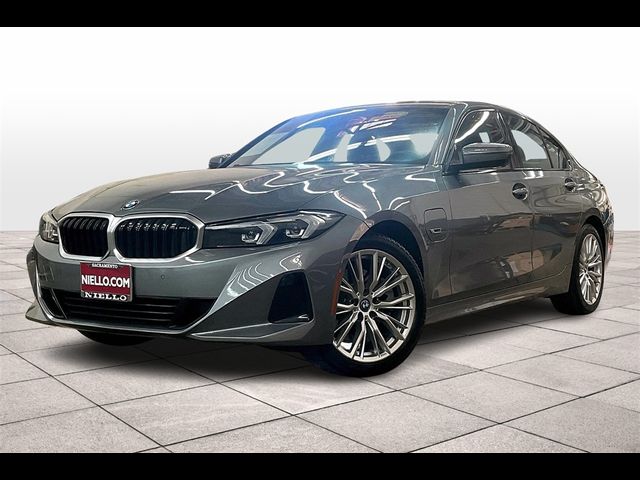 2023 BMW 3 Series 330e