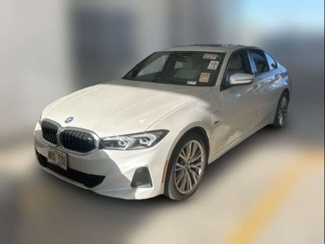 2023 BMW 3 Series 330e