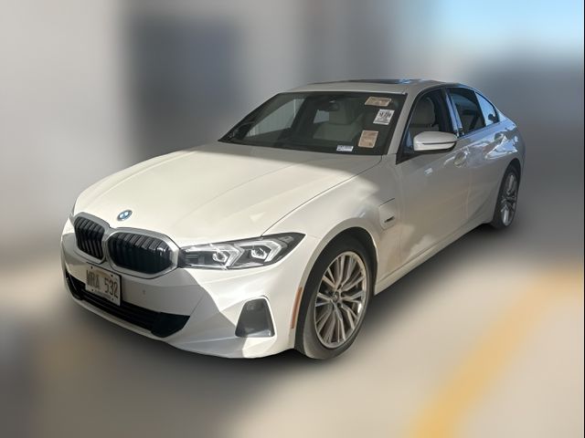 2023 BMW 3 Series 330e