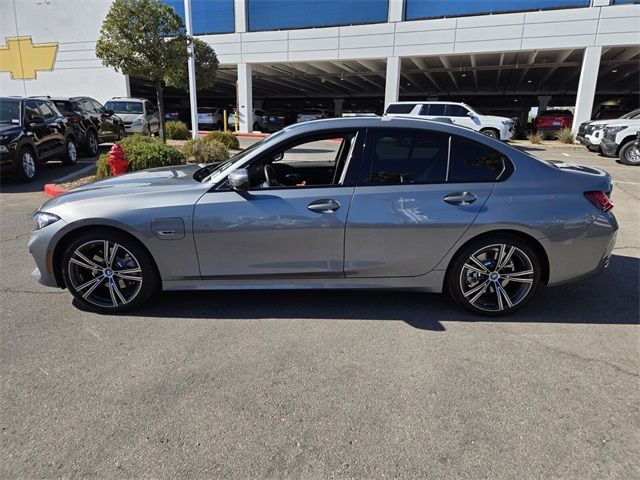 2023 BMW 3 Series 330e