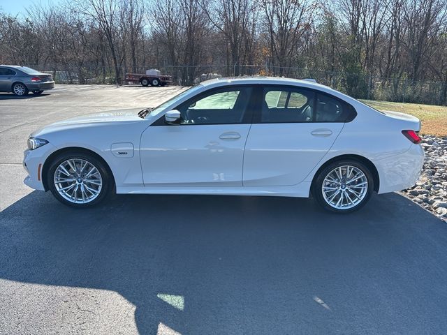 2023 BMW 3 Series 330e