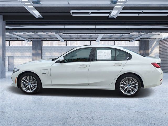 2023 BMW 3 Series 330e xDrive