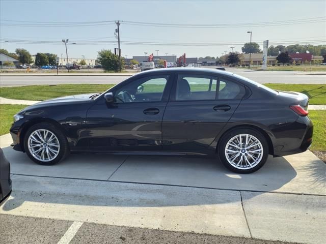 2023 BMW 3 Series 330e xDrive