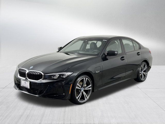 2023 BMW 3 Series 330e xDrive