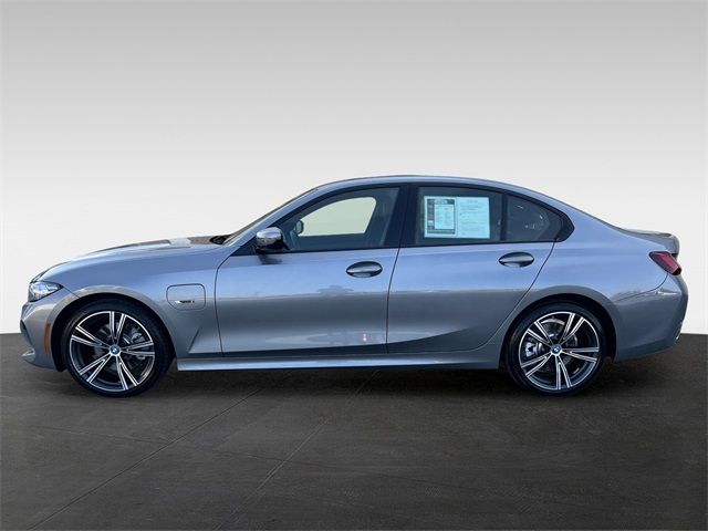 2023 BMW 3 Series 330e xDrive