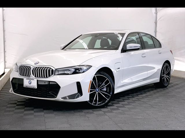 2023 BMW 3 Series 330e xDrive