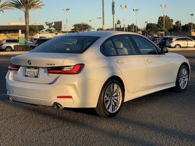 2023 BMW 3 Series 330i