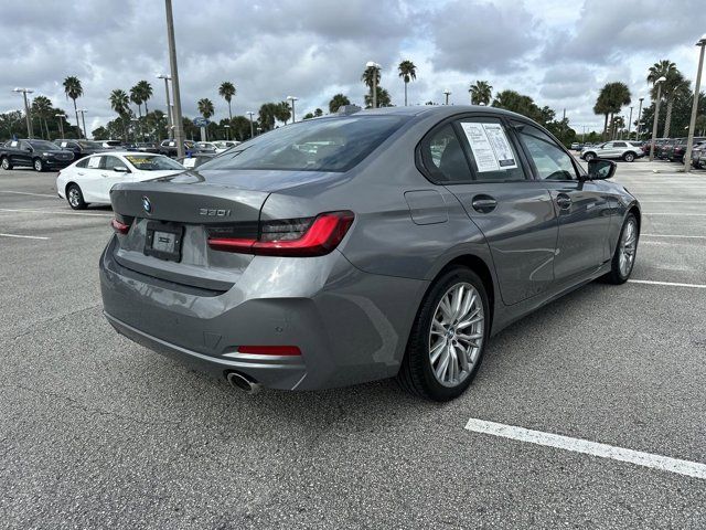 2023 BMW 3 Series 330i